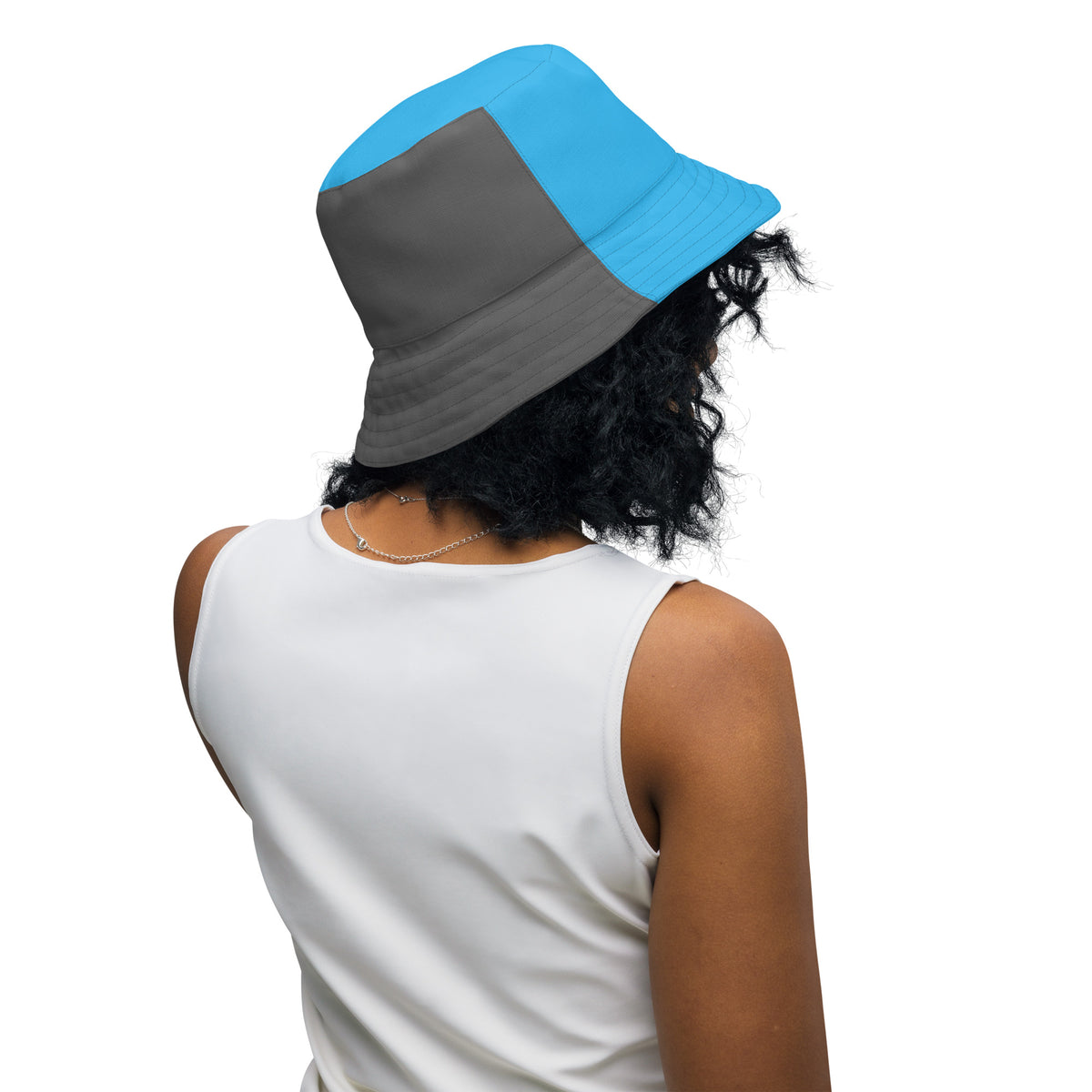 Reversible bucket hat